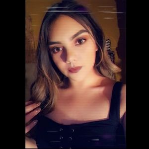 Meet your Posher, Yasahira elizabeth